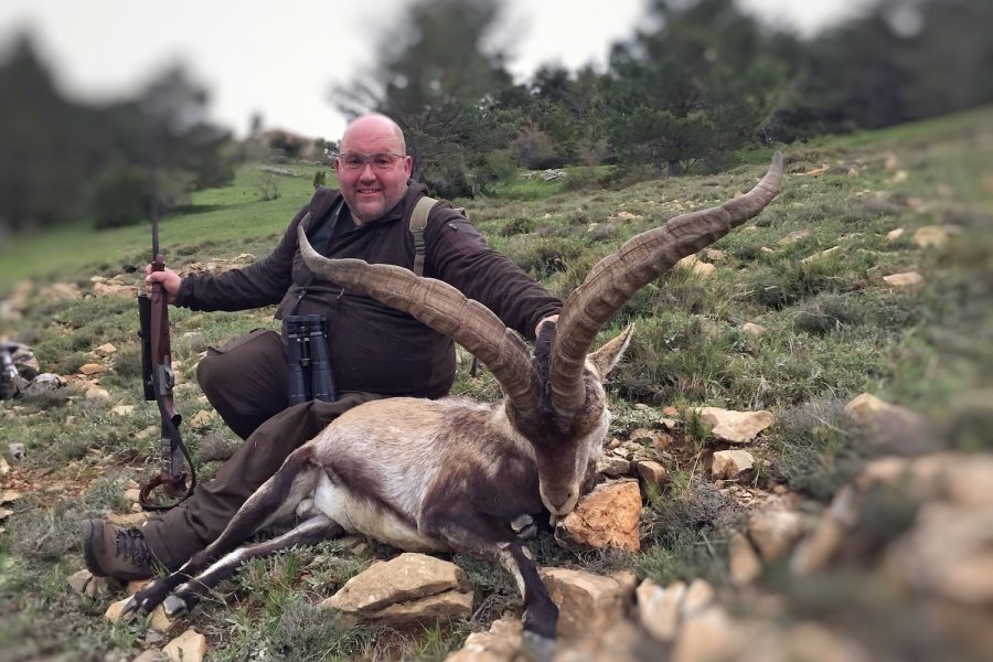 Article in German magazine : Hunting Beceite Ibex